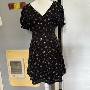 👠gorgeous floral dress